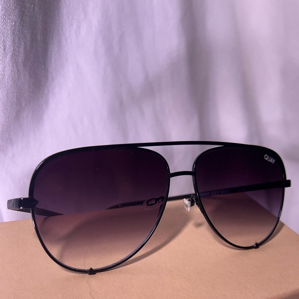 QUAY Sunglasses